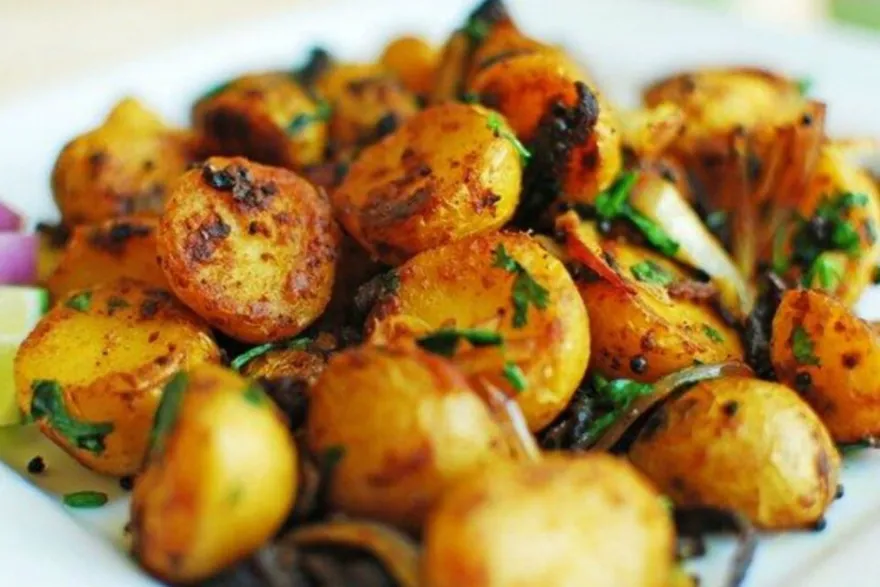 Papas al chilpetin. Un delicioso acompañante para todo.