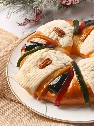 Ya casi es temporada de Rosca de Reyes. Aquí te compartimos tres panaderías independientes que preparan roscas tradicionales sobre pedido