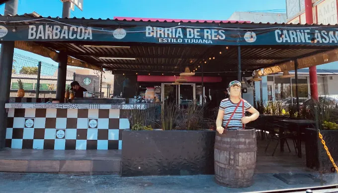 No sólo los gringos y japoneses tienen lugar en nuestra temática gastronómica. Aquí dos restaurantes inspirados en El Chavo del 8