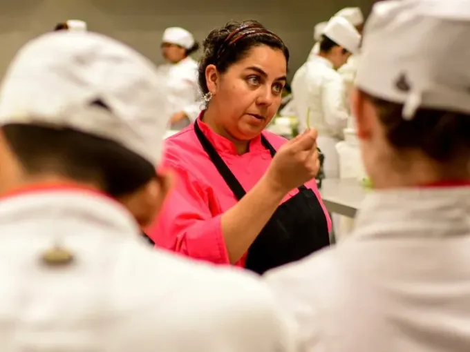 Luisa González: sencillez y sazón en Huecani