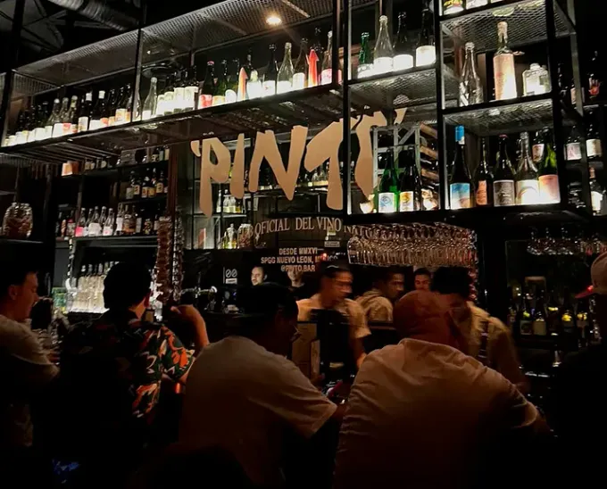 Lo más hip entre los hip: Pinto Bar.