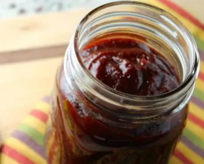 ¿Cuidando a los tuyos? Aquí una receta de chamoy casero sin colorantes, natural, fácil y delicioso.