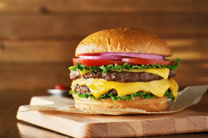 ¡Qué bueno que aún no prohíben los tacos! Corea del Norte prohíbe decir "Hamburguesa" y "Helado"