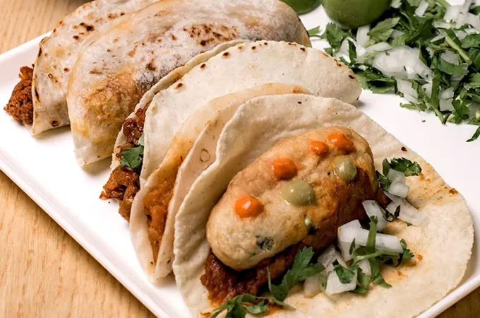 Taquerías icónicas. Tacos Tío Pedro: por sus tortillas, sus guisos, sus más de 30 años o porque siempre están llenos... por algo, pero son los favoritos