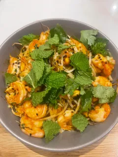 Matthew, un nuevo concepto en Distrito Tec en donde, más que un menú, se ofrece un recorrido gastronómico por diversos lugares del mundo