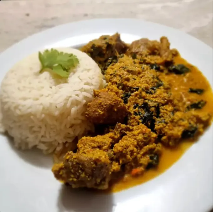 ¿Has probado la comida de Nigeria? ¡Nosotros tampoco! Pero ya hay un restaurante de comida -para llevar- en Escobedo