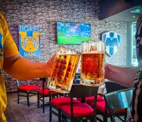 Infografía. Una cosa es tener una TV en un restaurante y otra, ser un concepto integral para ver deportes. Aquí top 7 Sport Bars