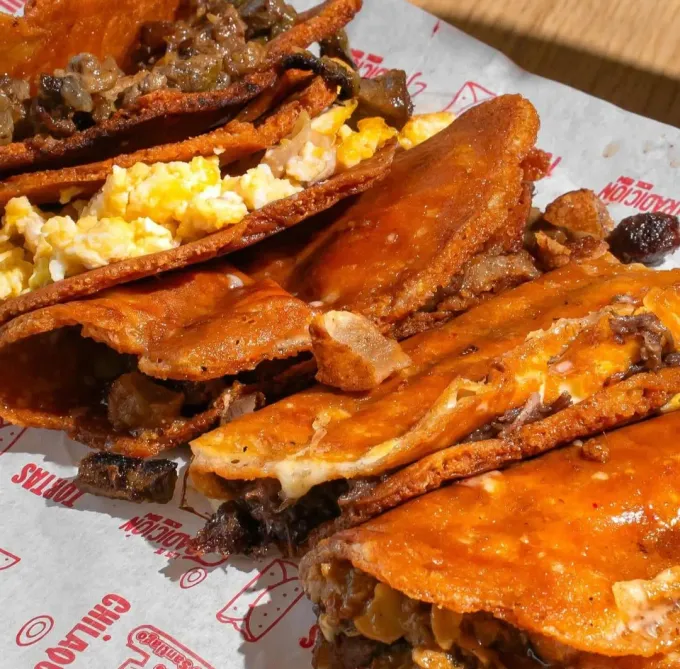 Taquerías icónicas. Héroes del servicio Coca-Cola. La taquería que recibe 600 clientes diarios en San Pedro