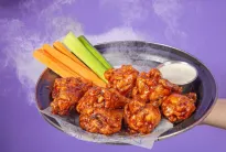 Aquí algunas de las promociones (unas mejores que otras) y merch que encontramos con motivo de Halloween... La mayoría requieren disfraz, ¿te animas?