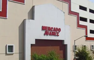 Ruta de mercados. El mercado más antiguo de todo Monterrey, demolido y reconstruido dos veces, hoy es popular por su variedad de comida casera