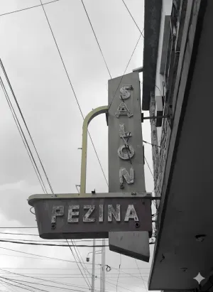 Ruta de las cantinas. Hace 70 años un trabajador de Fundidora comenzó, con su jubilación, desde un tejaban: hoy Salón Pezina.