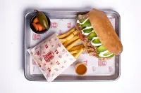 Pierna de puerco, aguacate, lechuga, tomate y crema: los ingredientes que hacen de la Torta Bernal Original un "Platillo Icónico de Nuevo León"