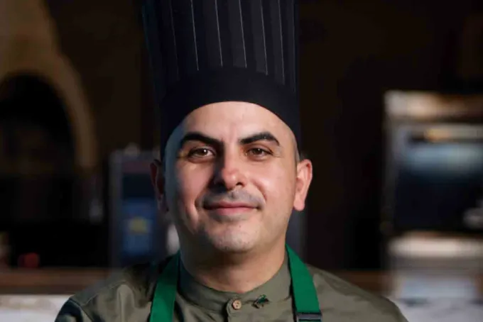 Chef José Juan Rodriguez. De preparar hamburguesas en la secundaria a liderar la cocina del JW Marriott Monterrey