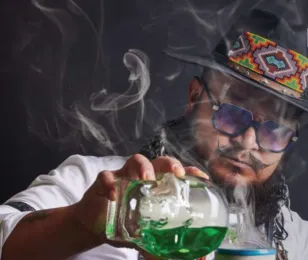 Ismael Paniagua. 18 años creando menús premiados: La visión del mixólogo detrás de Mochomos y Cuerno