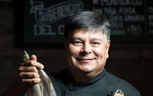 Muelle 17 y Antonio Márquez: La esencia del Pacífico en la Ciudad de las Montañas