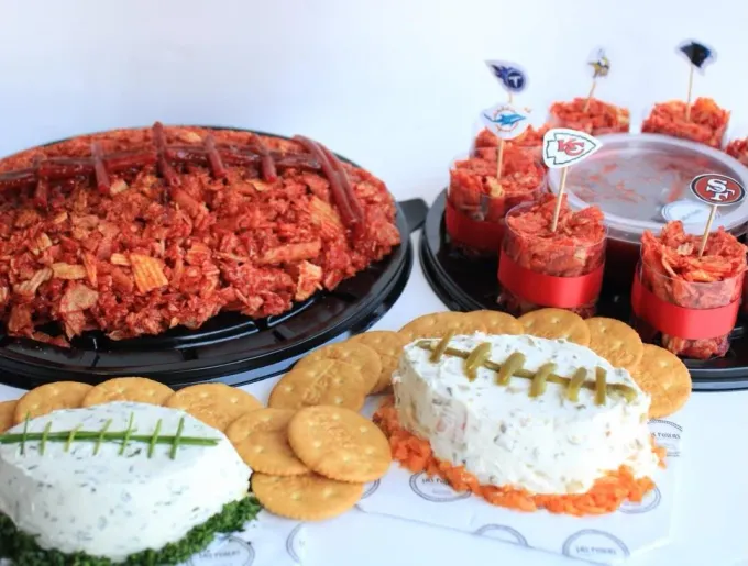 Los servicios de catering también se suman al festejo del Super Bowl. Aquí 7 opciones en MTY y SP con menús y bocadillos temáticos para ver el juego en casa