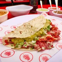 ¿Qué tienen en común las campechanas, las gringas, los piratas y los tacos gobernador? No, no es la tortilla, sino que todos fueron inventados por clientes — Gastronomía en Monterrey, Nuevo León