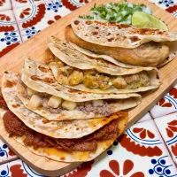 Aquí 3 taquerías mañaneras en SP: bien servidos, variedad de salsas y cebolla morada. Muchas personas coinciden que son de las mejores adiciones a la zona