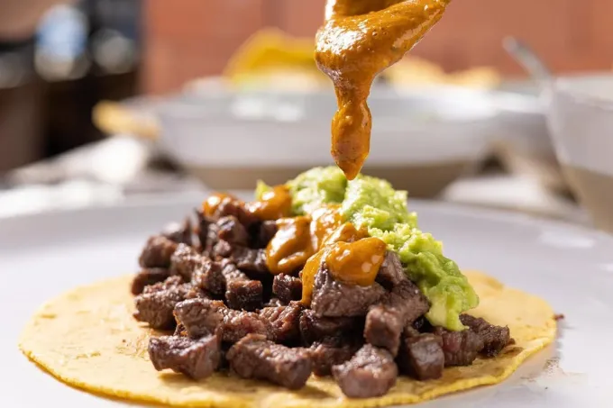 ¿Sabes cuáles son los mejores tacos para taquear sin culpa? Aquí la respuesta de Vanessa Sierra con sus tips en Americana, Los Atarantados y Taquería Orinoco