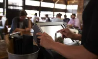 "El restaurante no me contesta..." ¿Las apps de delivery y reservaciones están desplazando a las llamadas telefónicas? — Gastronomía en Monterrey, Nuevo León