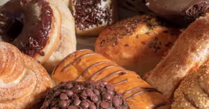 Ruta de mercados. Mercadito Tres Caminos, miércoles por la tarde y el más grande de GPE: antojitos mexicanos, botanas, pan dulce y hasta inflables para niños