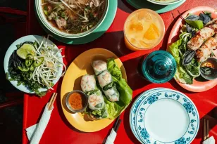 Semana Santa 2026. Si estás en CDMX y lo tuyo es la cocina asiática, aquí 3 lugares en la Roma y la Condesa con pho, pad thai, ramen y postres japoneses — Gastronomía en Monterrey, Nuevo León