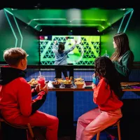 Este sábado abre TOCA Social en MTY: la experiencia de fútbol con canchas interactivas más popular de Londres. ¿Será igual de exitosa entre los regiomontanos? — Gastronomía en Monterrey, Nuevo León