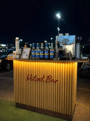 El café y el matcha se han vuelto tan populares que ya hay servicios de 'coffee bar': carritos de café que van a tus eventos a servir bebidas personalizadas — Gastronomía en Monterrey, Nuevo León