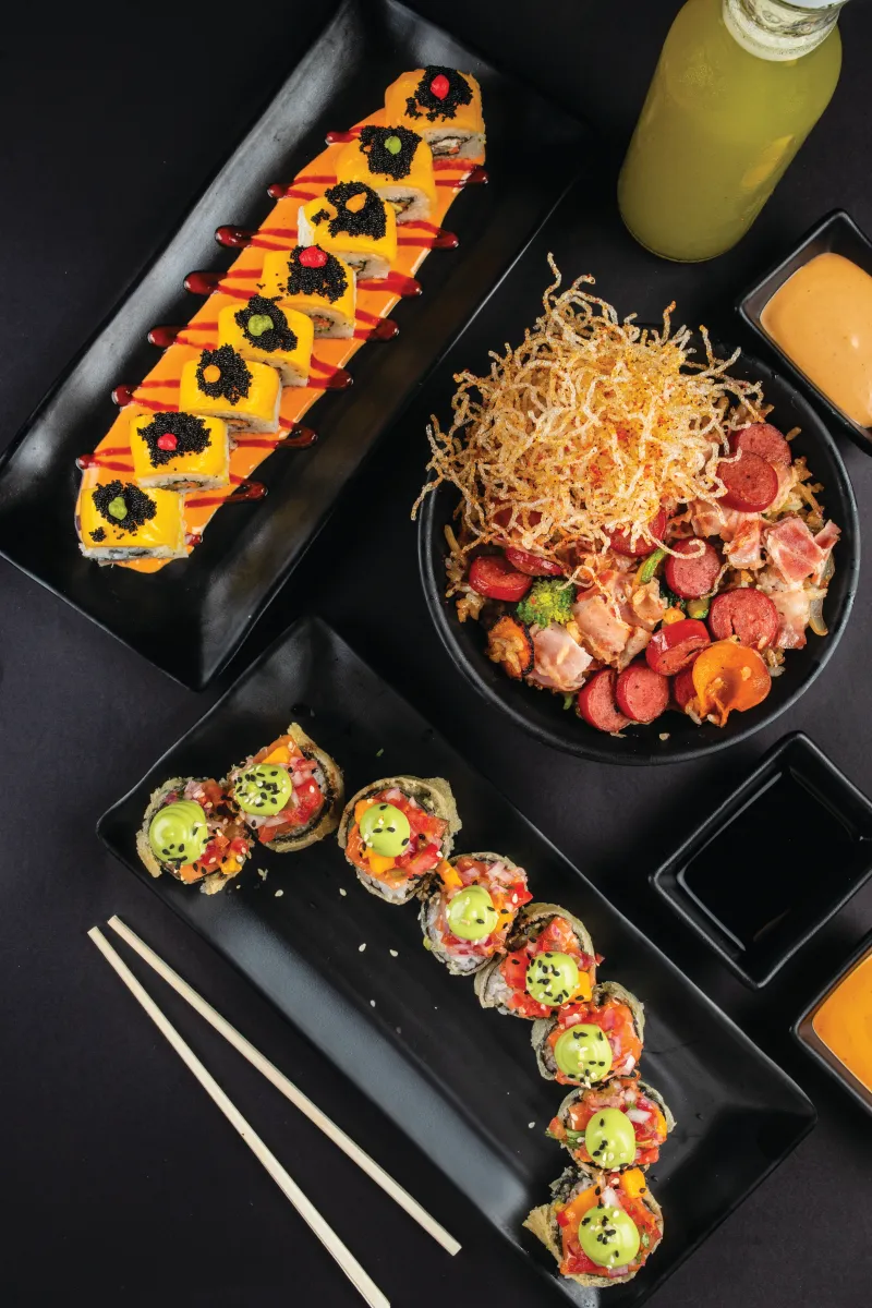 El sushi mexicanizado: una propuesta original con rollos maximalistas, crujientes, cremosos, picantes y súper “monchosos”. Aquí 12 opciones para probarlo en MTY