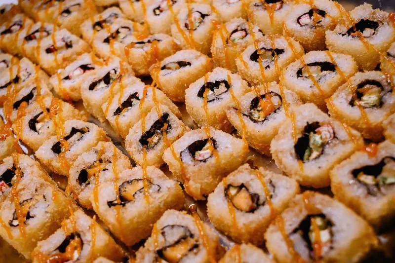 Los buffets de sushi y comida asiática se están multiplicando en MTY, ¿será una respuesta a nuestra fascinación por la cultura oriental o solamente es moda pasajera?