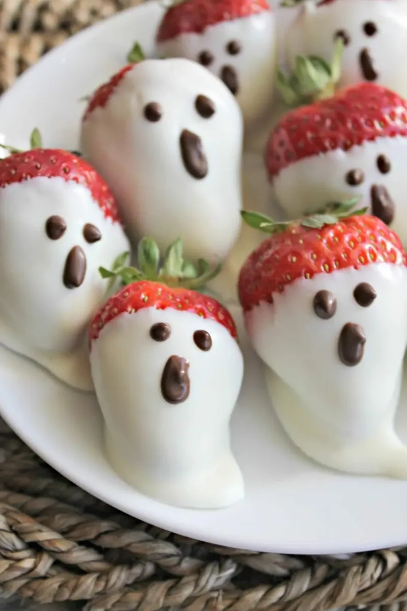 Guía para impresionar. ¿Ya tienes plan para Halloween? Aquí 10 ideas fáciles para elevar los snacks de tu fiesta y convertirla en una escena de terror