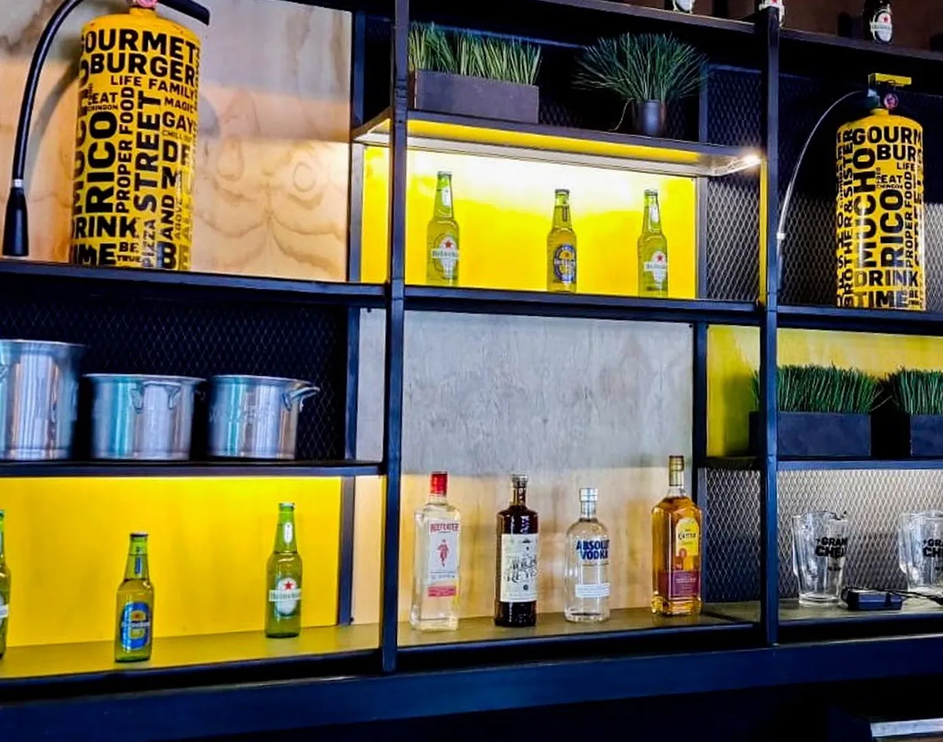 Mr. Brown - Imagen 1