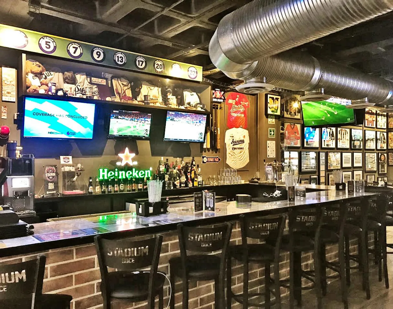 Stadium Doce Sports Bar - Imagen 1