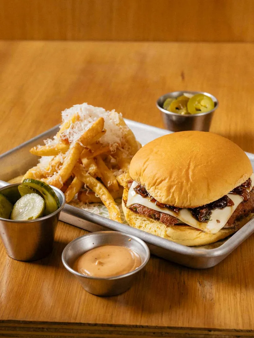 Flacos Burgers, restaurante en Nuevo León