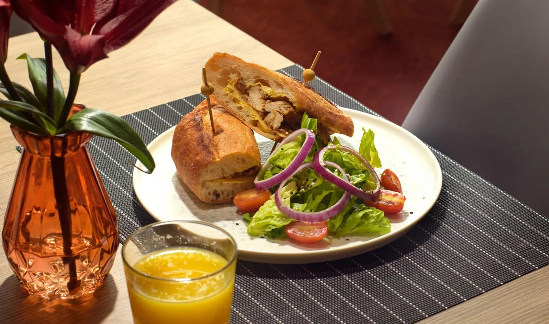 H Bar, restaurante en Nuevo León