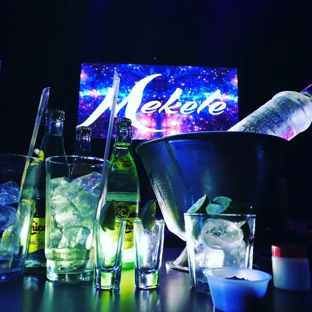 Mekele Guaracha & Pisto