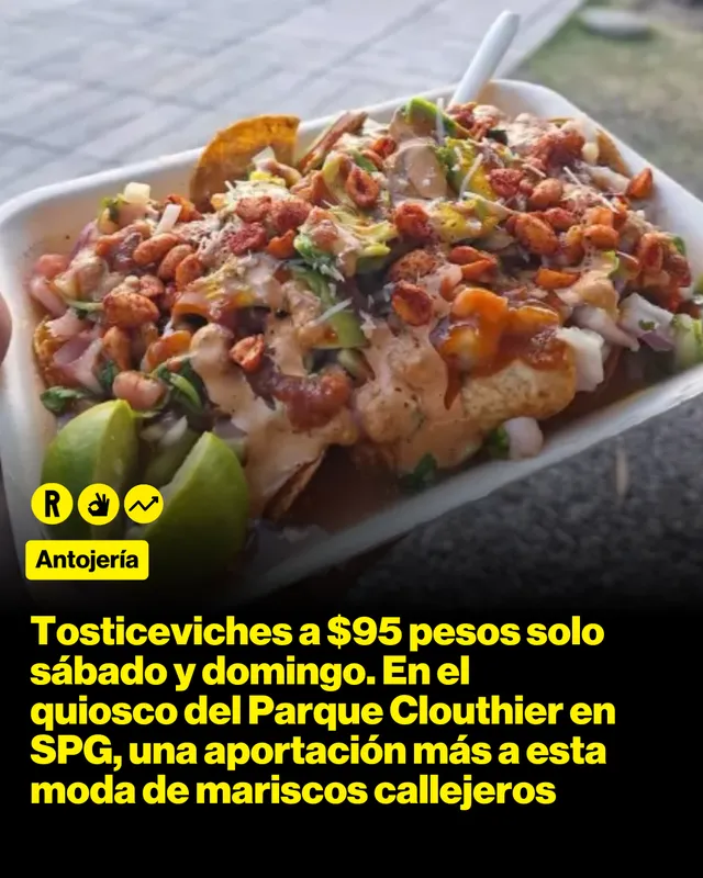 Tosticeviches a $95 pesos solo sábado y domingo. En el quiosco del Parque Clouthier en SPG, una aportación más a esta moda de mariscos callejeros