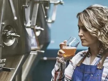 El papel fundamental de la mujer en la cerveza