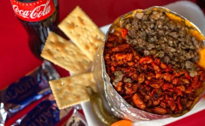 La construcción de un camellón con andador: el detonador del corredor gastronómico de la calle Jiménez en  San Pedro.