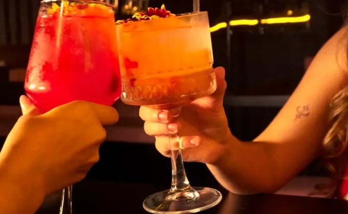 ¿Viernes en el Barrio Antiguo? Tienes que ir a Maui, aqui 6 razones