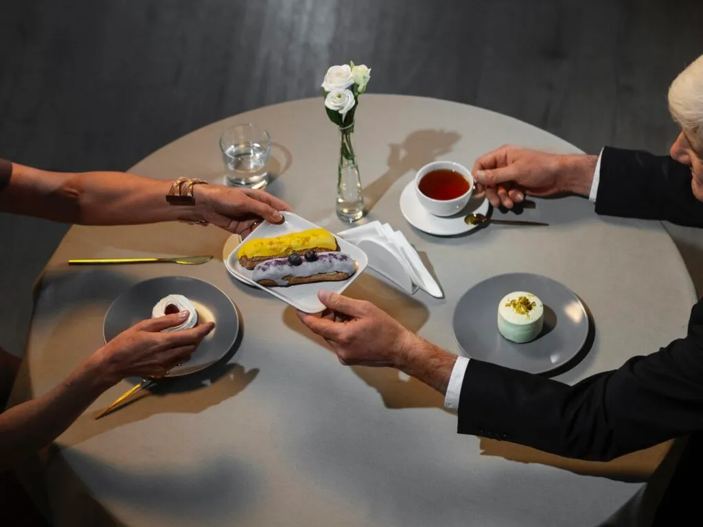 Etiqueta restaurantera: las reglas a seguir cuando vas a comer en negocios.