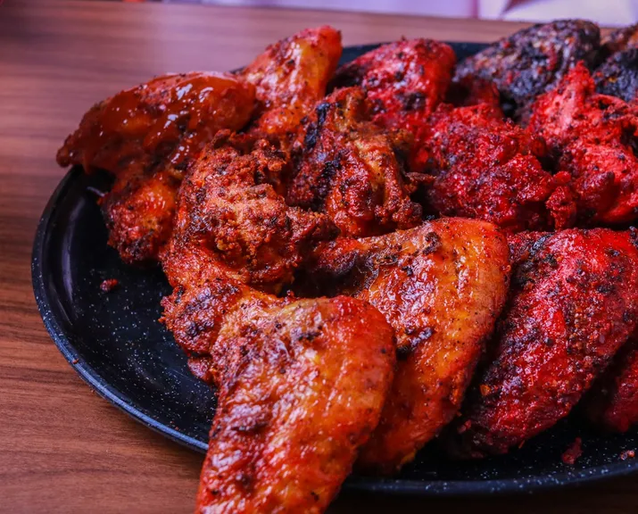 29/7 día de la alita, aquí  opciones de alitas y alotas en combo y buffet para poder entrarles a muy buen precio.