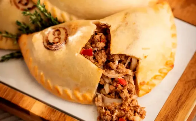 ¿Comida completa por $159 o menos y sin tanta carga calórica? La respuesta, empanadas argentinas, Aquí 4 opciones.