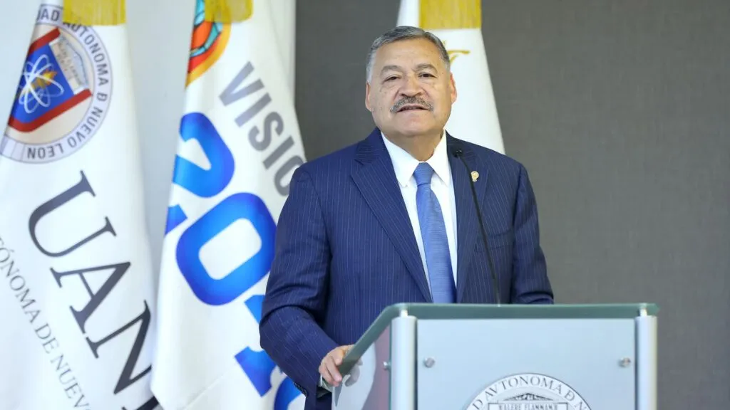 Reconocen calidad de doce licenciaturas de la UANL