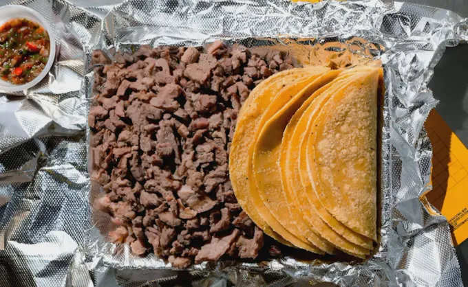 Taquería Orinoco conquistó CDMX. Ahora, Tacos Domingo intenta conquistar Monterrey. Espéralos pronto