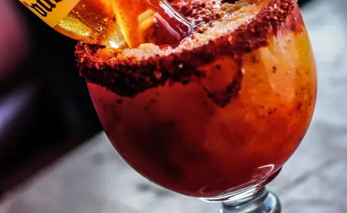 GIVEAWAY. Para que te des una vuelta al "viejo oeste", Beer Saloon te regala $1,800 en consumo