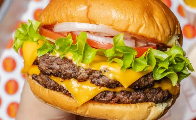 ¿Hamburguesas en Riviera Maya? ¿Por qué no? Aquí 4 buenas opciones según locales
