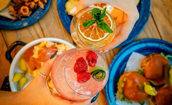 Apollo Garden, la terraza-bar que supo esperar a que llegara su momento. Hoy, es el lugar de moda entre los jóvenes de San Pedro - San Pedro, Nuevo León