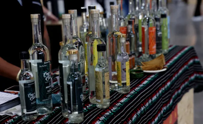 Otra medalla gastronómica para México: el mezcal es tan bueno y variado que es posible hacerle un festival. Aquí Mezcal Fest MTY 2025 - Fine Dining, Nuevo León
