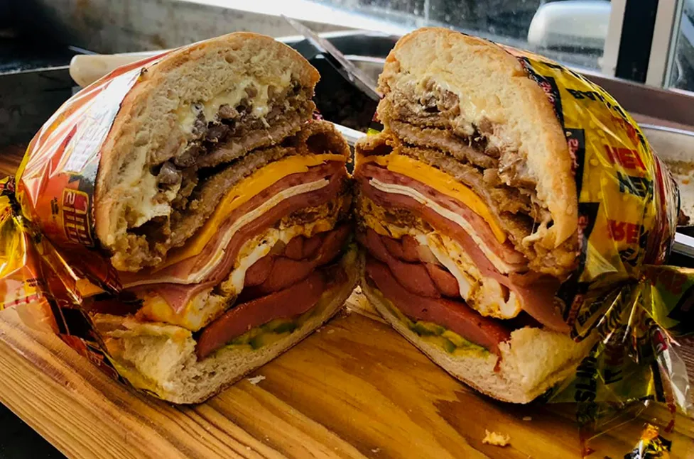 No solo hay tacos y jugos estilo chilango, también tortas calientes. Aquí 3 propuestas con sucursales en MTY y SNN